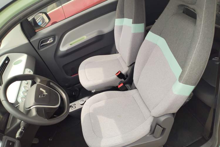 Used Wuling Hongguang MINIEV 2022 Macaron Premium Model – Lithium Iron Phosphate Left Front Seat