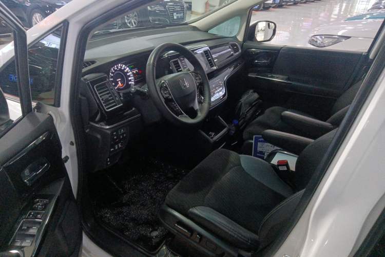 Used Honda Elysion 2019 2.0L Hybrid Comfort Edition