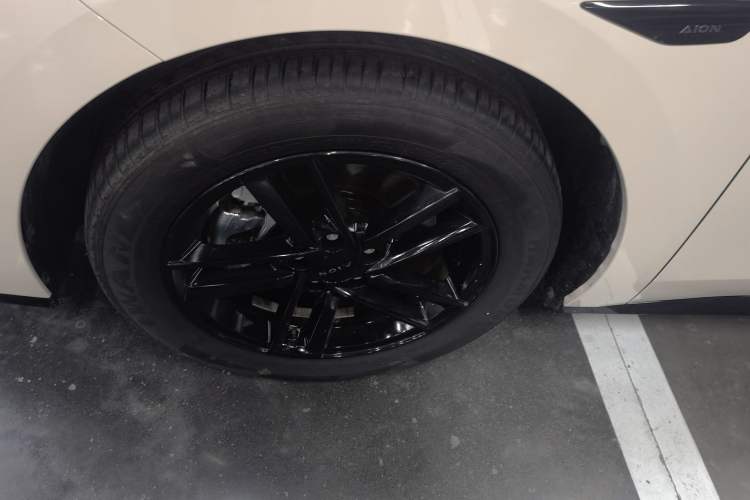 Used AION RT 2025 520 Smart Luxury Edition Exterior 4