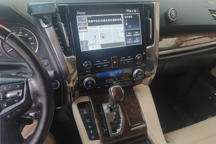 Used Toyota Alphard 2021 Dual-Engine 2.5L Luxury Edition