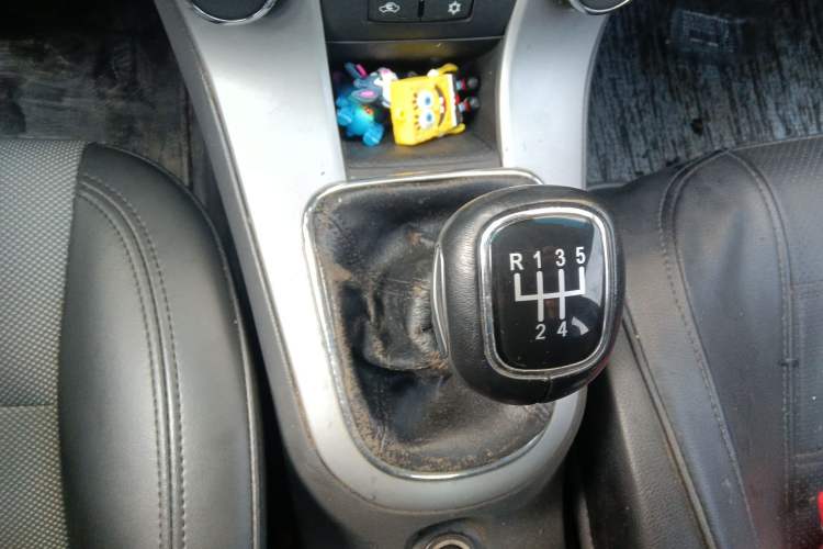 Used Chevrolet Cruze 2013 1.6L SL Sunroof Edition MT
