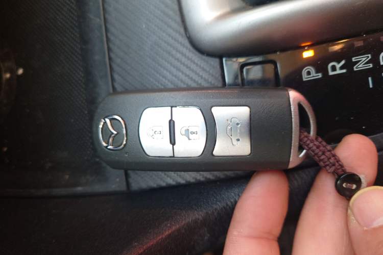 Used Mazda Mazda 3 Axela 2017 Sedan 1.5L Automatic Comfort Model Emission Standard China V
