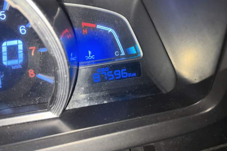 Used Luxgen U6 SUV 2015 2.0T ZhiZun Model