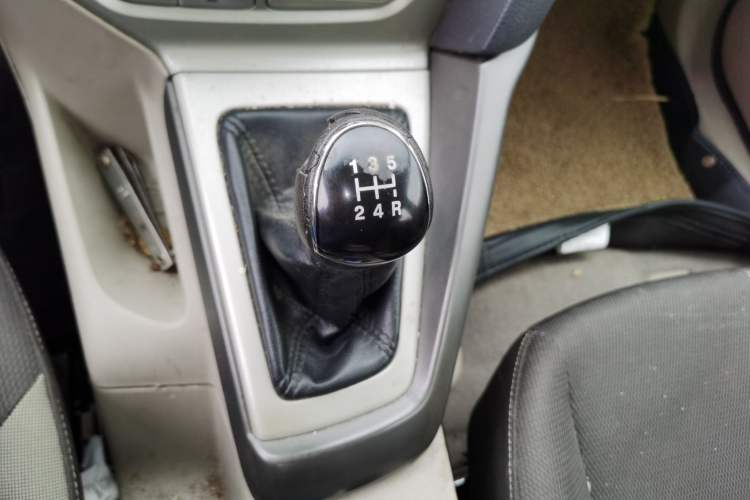 Used Ford Focus 2012 Sedan 1.6L Manual Comfort Model
