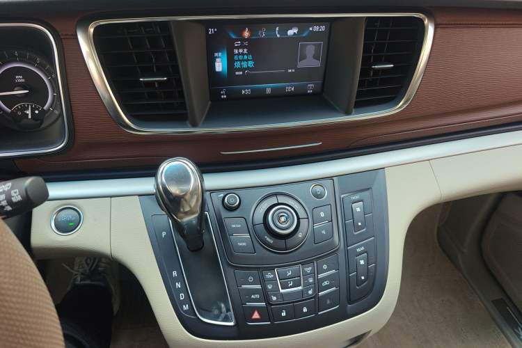 Used Buick GL8 2017 25S Prestige Version China V Standard
