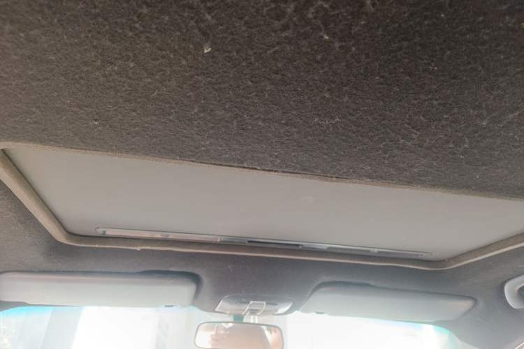 Used Brilliance V5 2016 1.5T Manual Two-Wheel Drive Smart Version Headliner