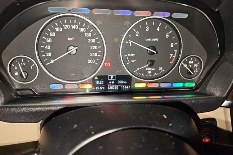 Used BMW 3 Series 2013 320Li Fashion Design Package
