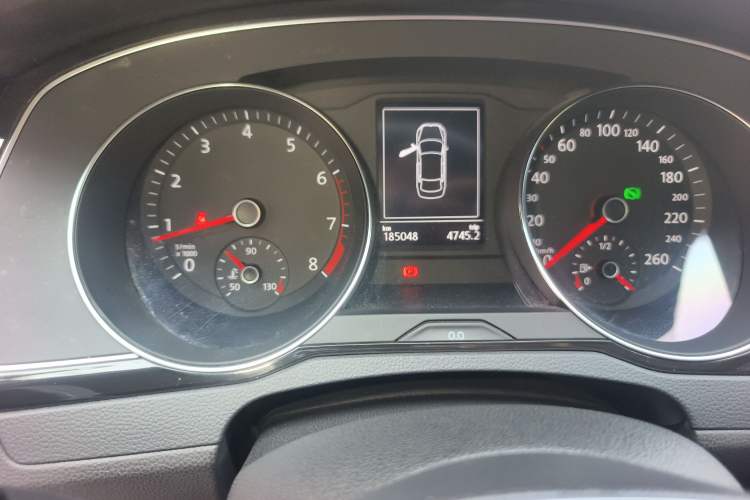 Used Volkswagen Magotan 2018 Facelift 330TSI DSG Luxury Model