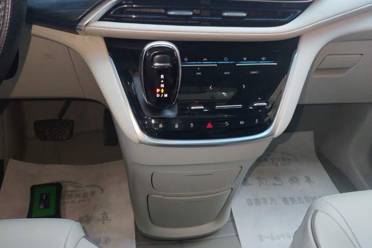 Used Buick GL8 2023 ES Lu Zun Comfort Model