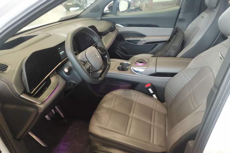 Used Hongqi Tiangong 08 2025 680 Ultra Four-Wheel-Drive Version Left Front Seat