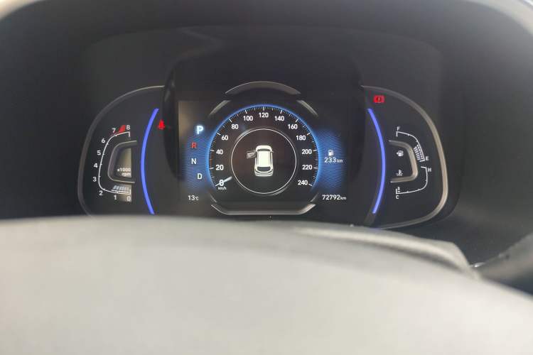 Used Hyundai Tucson 2019 280TGDi Dual-Clutch Two-Wheel Drive Fashion Edition China VI Standard Odometer Close Up