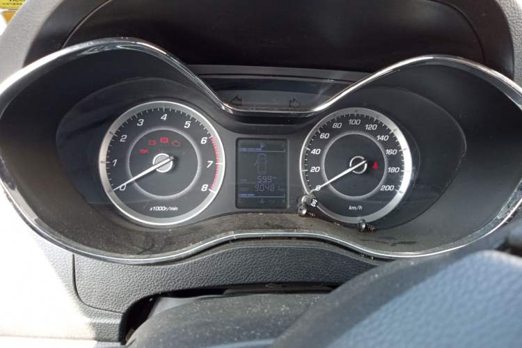 Used Baojun 560 2015 1.8L manual Comfort trim level

