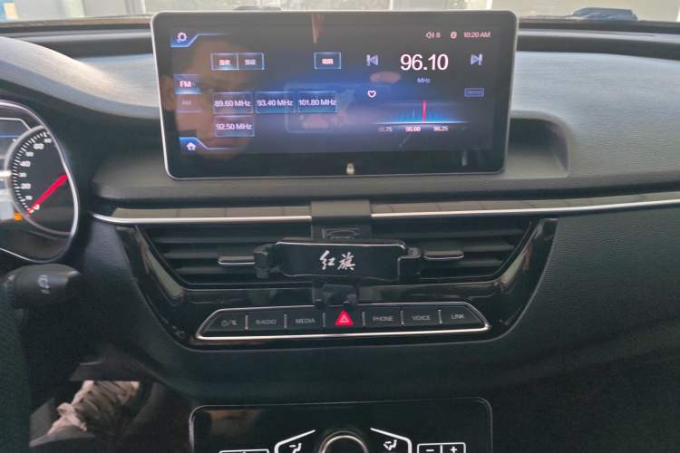 Used Hongqi H5 2018 30TD Dynamic Edition
