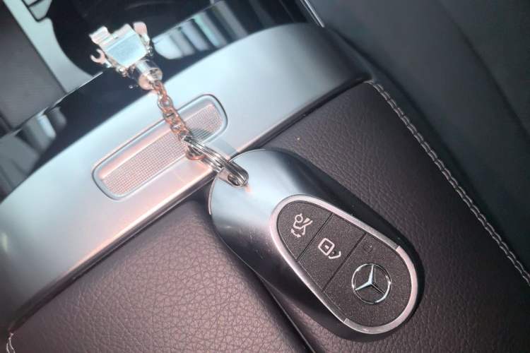 Used Mercedes-Benz CLE 2025 CLE 300 4MATIC Luxury Coupe
