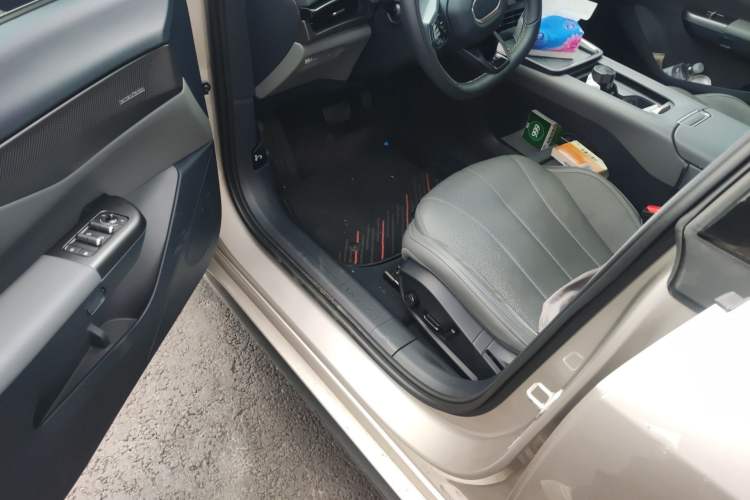 Used Lynk & Co 07 2024 EM-P 126 Long-Range Ultra