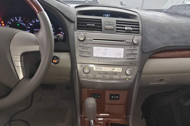 Used Toyota Camry 2013 200G Classic Luxury Edition
