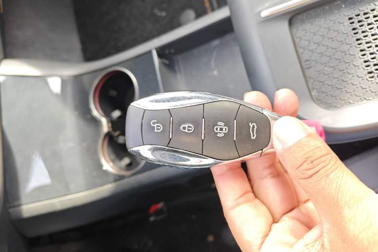 Used Hongqi EH7 2024 690 Pro
