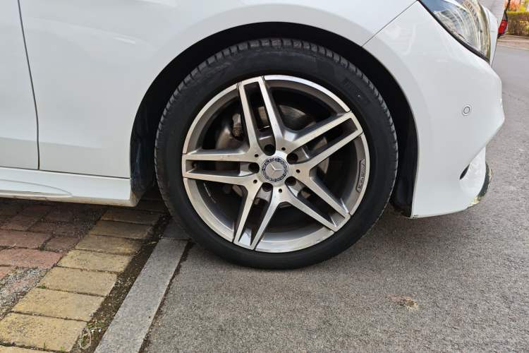 Used Mercedes-Benz E-Class 2015 Restyled E 260 L Sport Edition