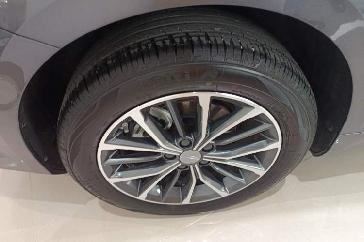 Used Geely Auto Preface 2025 Dongfang Yao 1.5TD Fuyao Edition