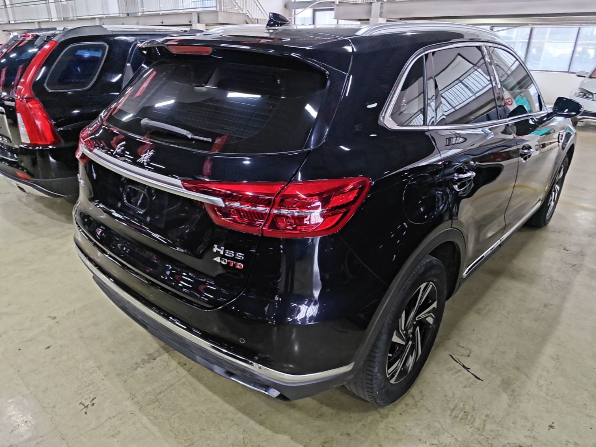 Hongqi HS5 2022 Revised Version 2.0T Smart Connect Flagship Edition — снимка 6