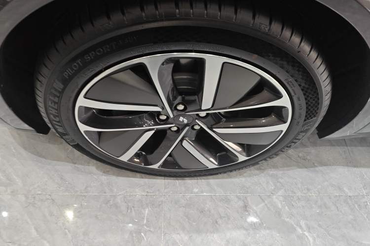 Used Li Auto L9 2024 Ultra Model