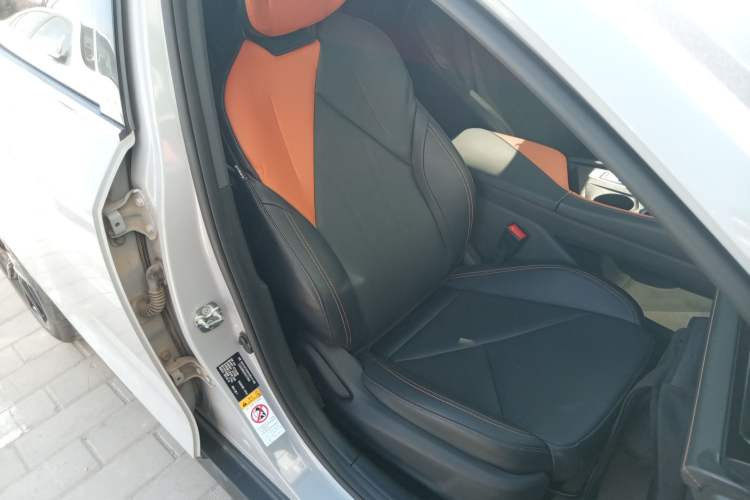 Used CHANGAN UNI-V 2022 1.5T Excellence Model
