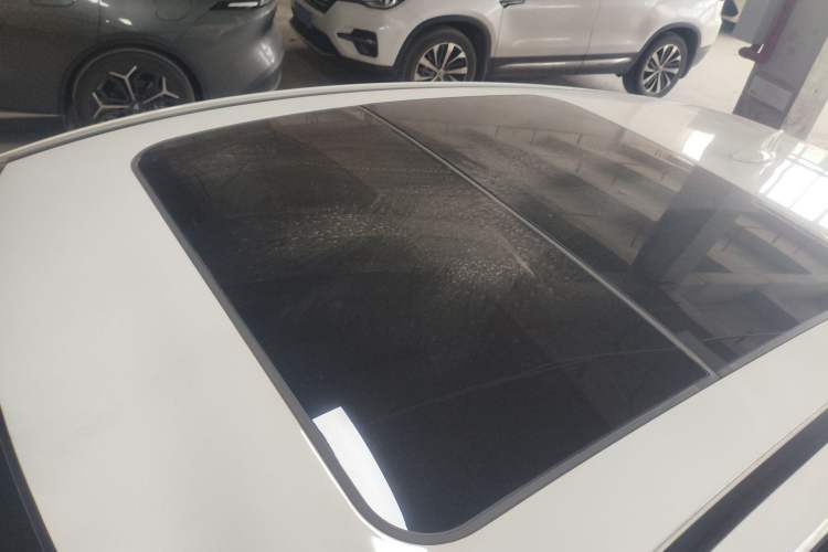 Used Honda Vezel 2020 1.5L CVT Pioneer Edition Roof