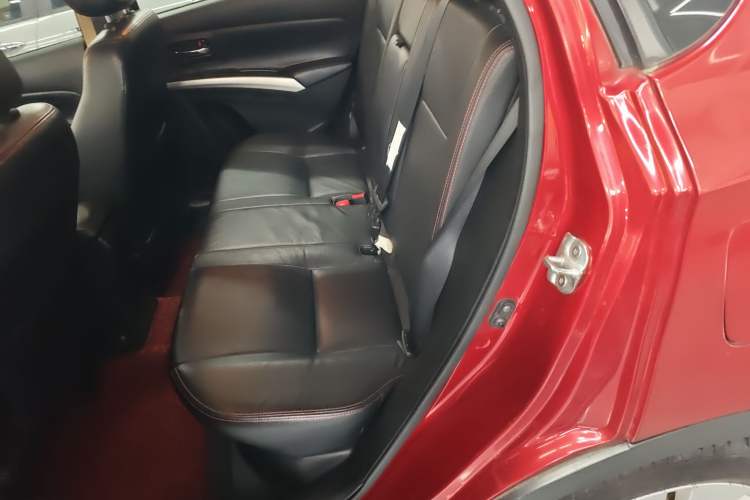 Used Suzuki S-Cross 2014 1.6L CVT Two-Wheel Drive Elite Version Left Rear Seat