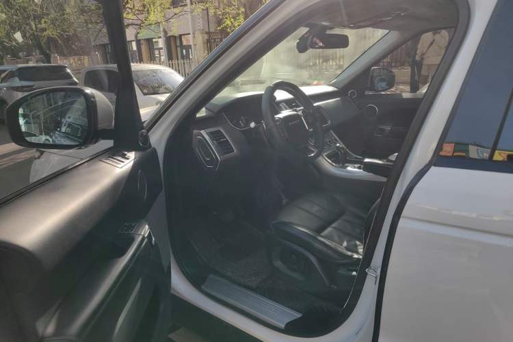 Used Land Rover Range Sport  Driver Seat