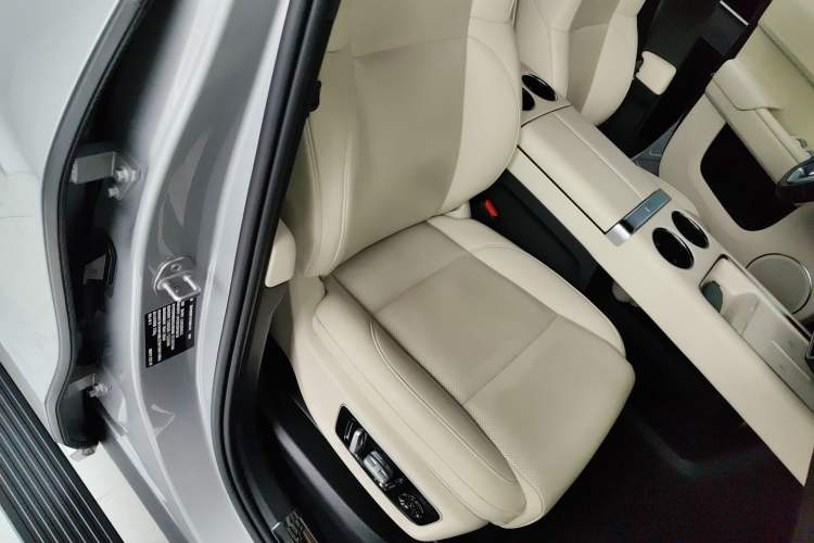 Used Li Auto L9 2022 Max model
