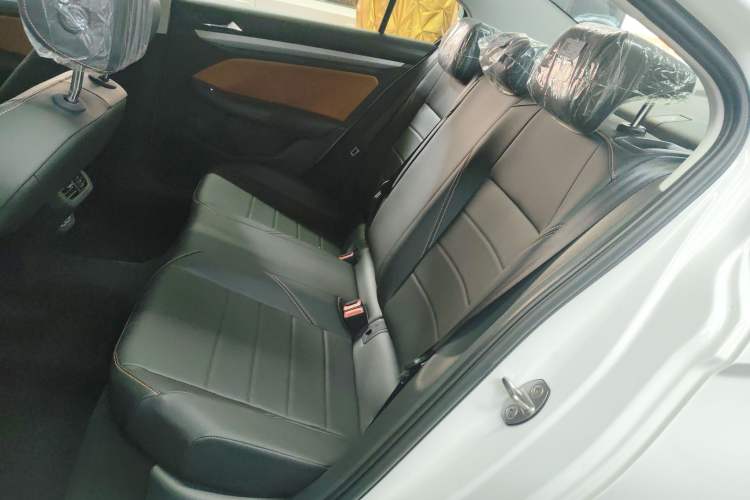 Used Volkswagen Bora 2026 200TSI DSG Yuexing Navigation Edition Left Rear Seat