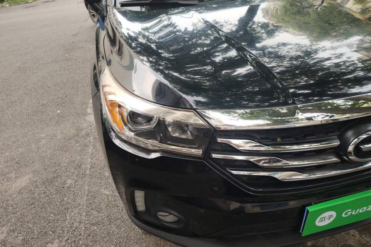 Used GAC Trumpchi GS4 2015 200T Manual Luxury Edition Right Front Headlight