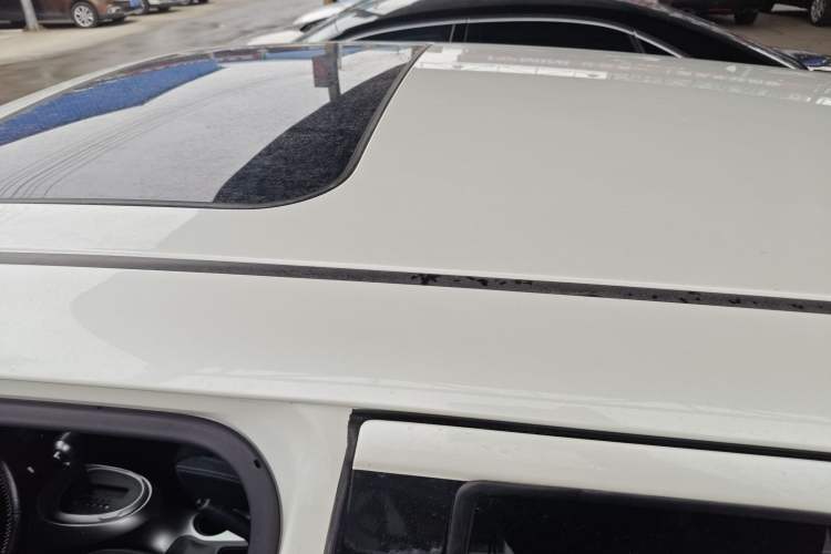 Used Infiniti ESQ 2014 1.6L Spontaneous Edition