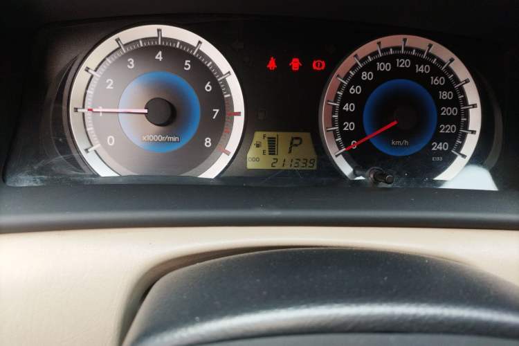 Used Toyota Corolla EX 2013 1.6L Automatic Excellence Edition Odometer Close Up