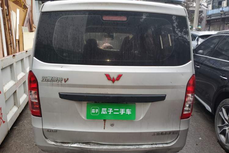 Used Wuling Rongguang V 2018 1.5L Practical Version
