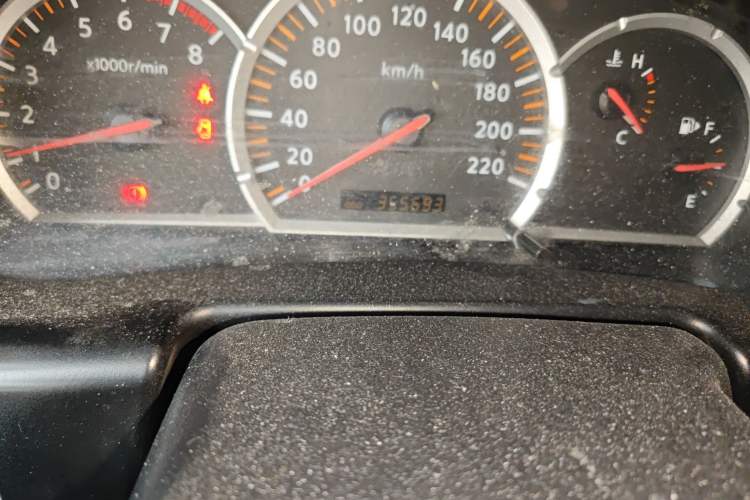 Used Nissan Paladin 2013 2.4L Two-Wheel Drive Standard Version China IV Standard