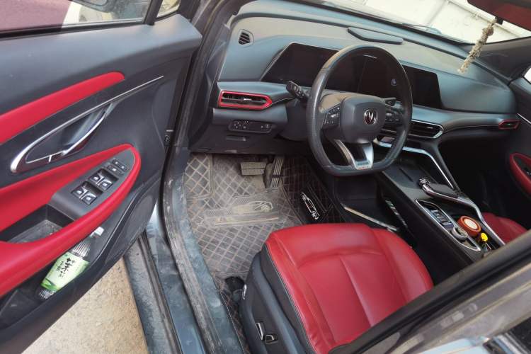 Used CHANGAN UNI-T 2020 1.5T Prestige Version Driver Seat