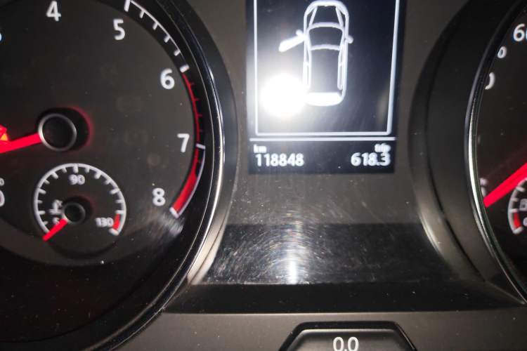 Used Volkswagen Golf 2015 1.4TSI Automatic Comfort Model
