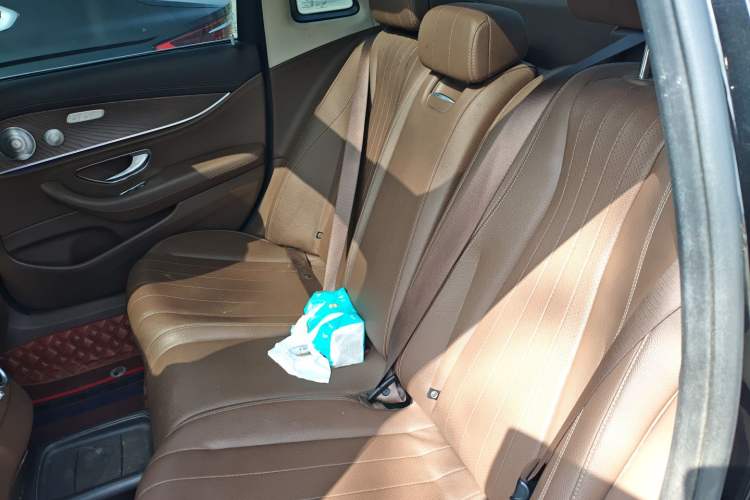 Used Mercedes-Benz E-Class 2017 E 300 L Sporty and Stylish Model
