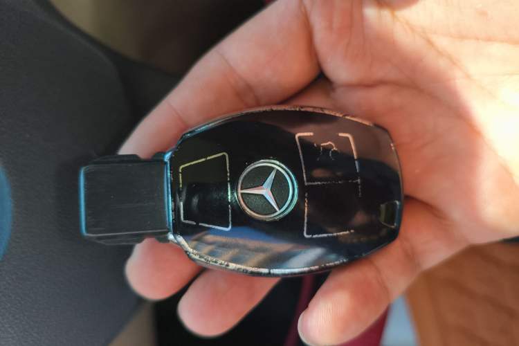 Used Mercedes-Benz GLK-Class 2012 GLK 300 4MATIC Fashion Model
