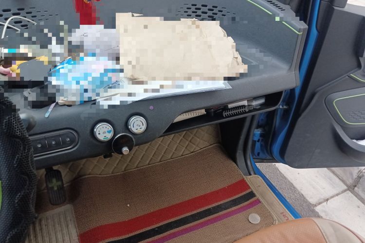 Used Baojun E100 2019 250KM Smart Drive Edition Audio And AC Panel