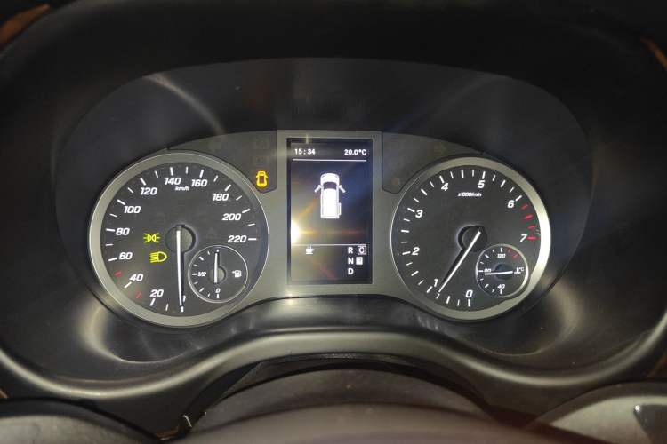 Used Mercedes-Benz Vito 2021 2.0T Elite Version 7 Seats Instrument Cluster