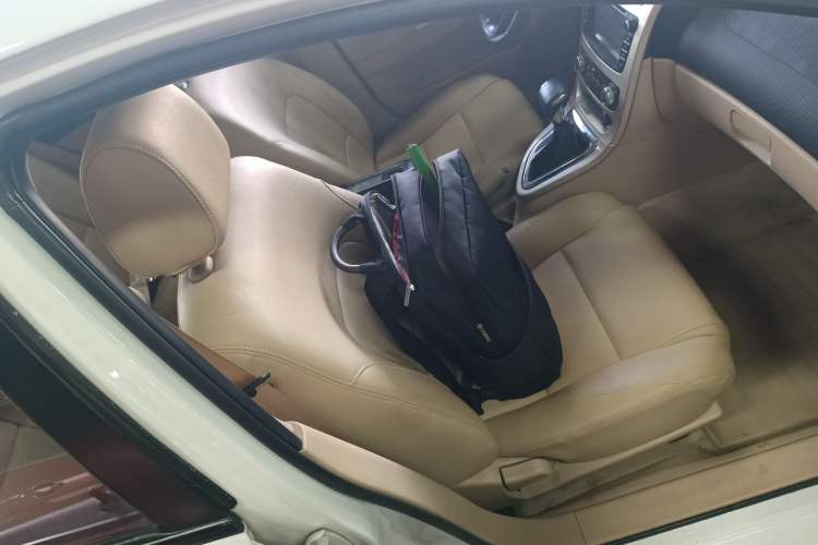 Used Brilliance H330 2013 1.5L Automatic Luxury Model
