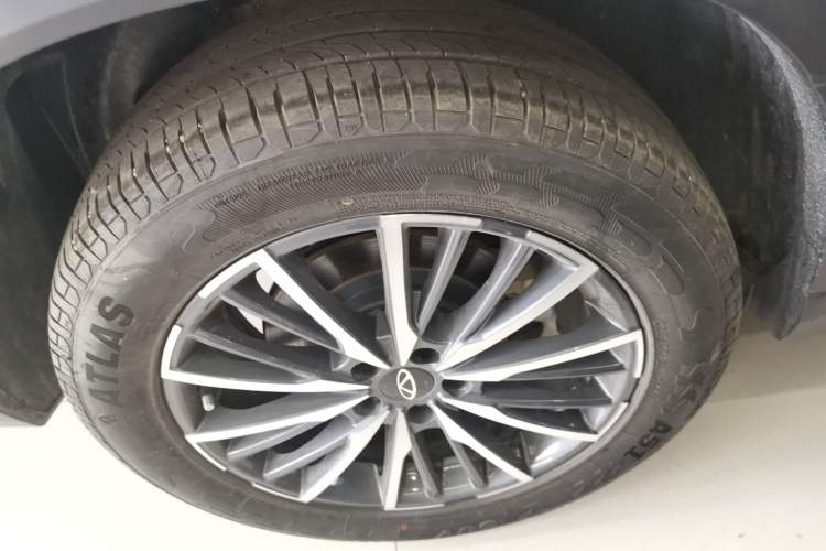 Used Chery Tiggo 8 PLUS 2024 Champion Edition 290TGDI DCT Hao Yue Version 5 Seats
