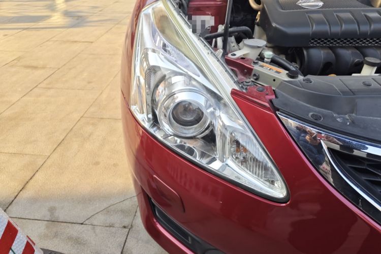 Used Nissan Tiida 2011 1.6L CVT Luxury Edition
