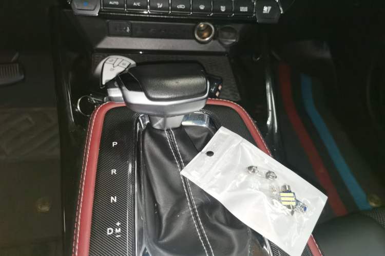 Used Oshan X5 2021 Revised Version 1.5T DCT Luxury Edition
