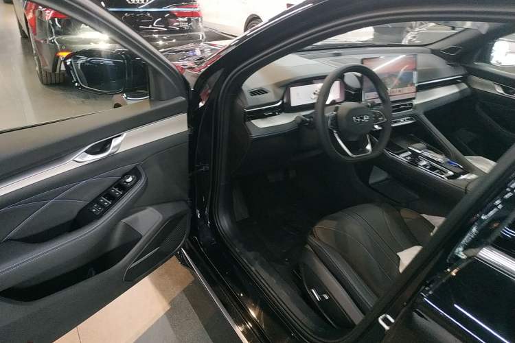 Used Geely Auto Preface 2026 Model Oriental Yao 1.5TD Kunlun Edition