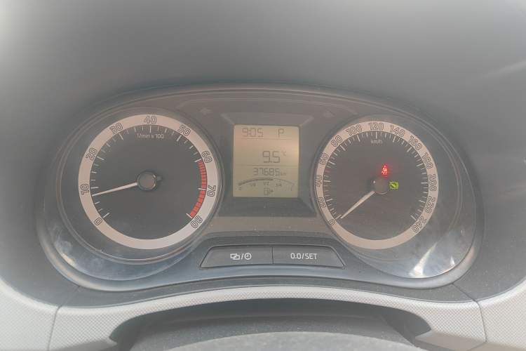 Used Skoda Fabia 2017 1.4L Automatic Car Enjoy Edition Instrument Cluster