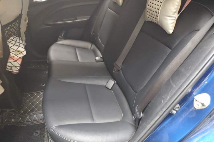 Used Kia kx1 Stonic 2019 1.4L Automatic Fun Edition China VI Left Rear Seat