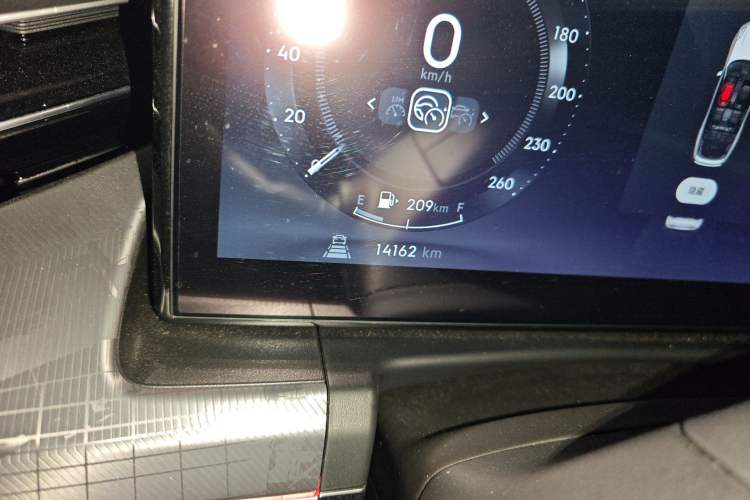 Used Lynk & Co 09 2021 2.0T Ultra 7-Seater
